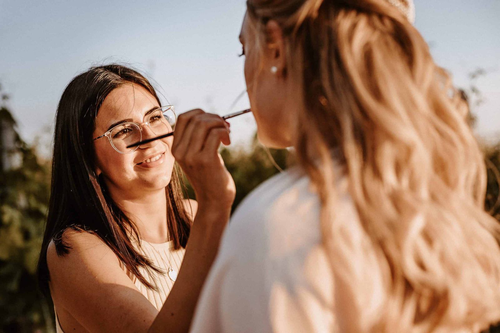 Vanessa beim Braut Make-up